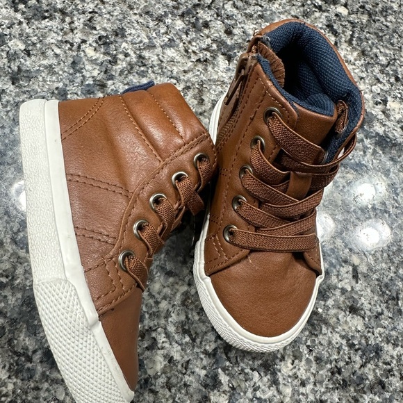 Cat & Jack Brown Sneakers with High-Top Design and Lace-Up Closure - Picture 2 of 2